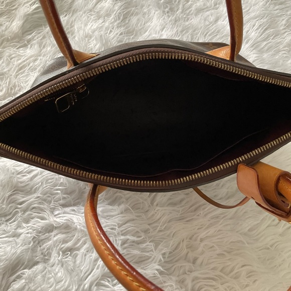 🌸 Louis Vuitton Monogram Lockit handbag 🌸 - Picture 13 of 14